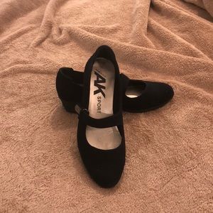 Cute and comfy low wedge Mary Janes